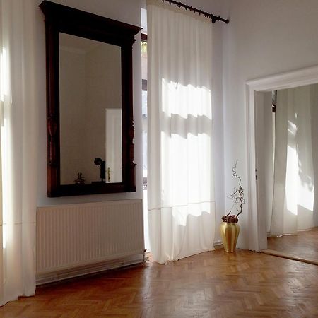 Contessa Apartment Cluj Napoca Bagian luar foto