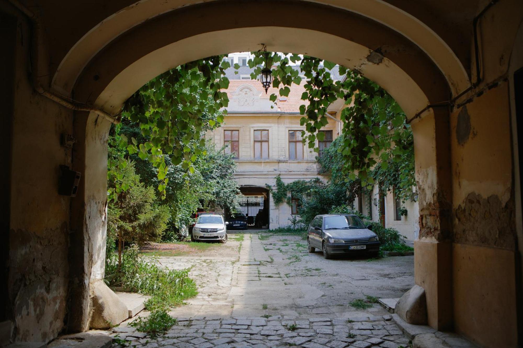 Contessa Apartment Cluj Napoca Bagian luar foto