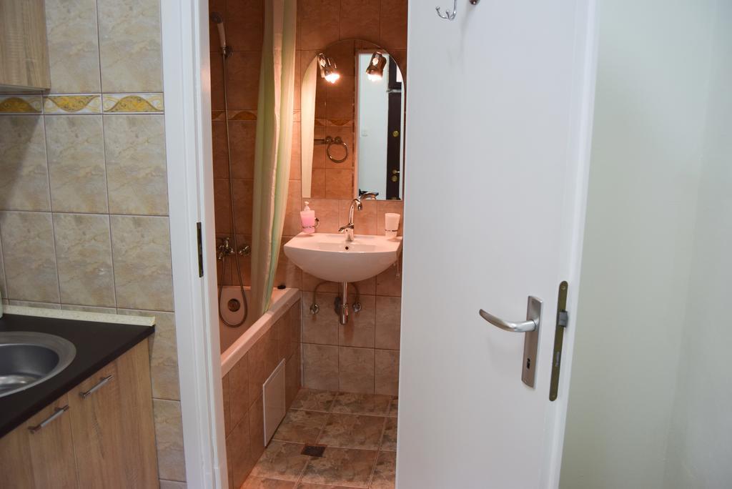 Contessa Apartment Cluj Napoca Bagian luar foto