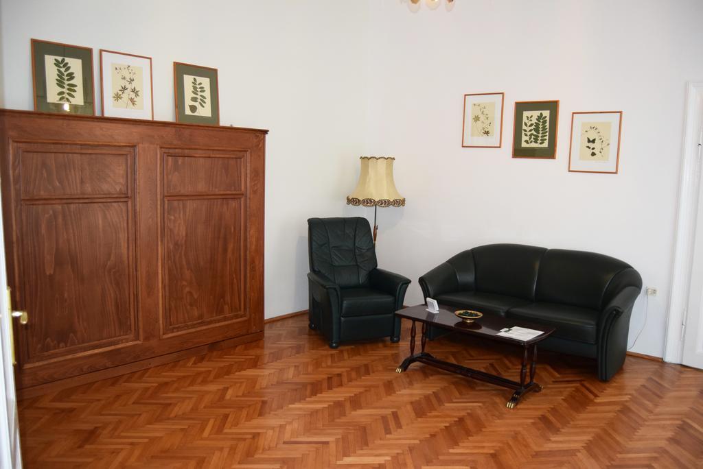 Contessa Apartment Cluj Napoca Bagian luar foto