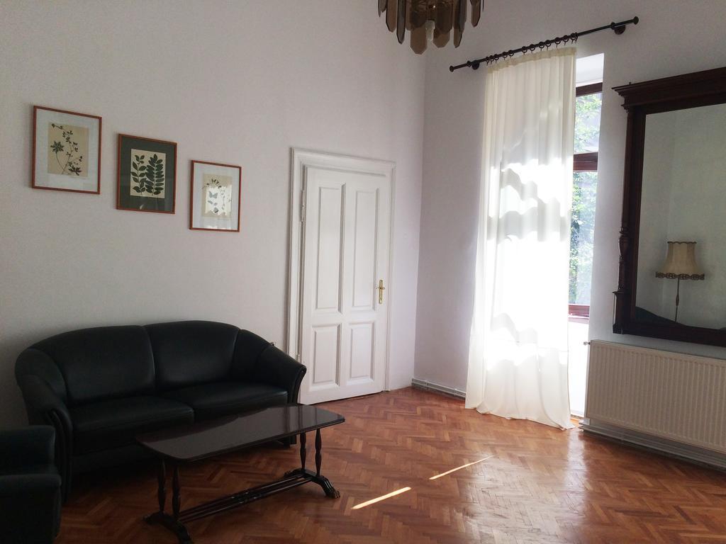 Contessa Apartment Cluj Napoca Bagian luar foto